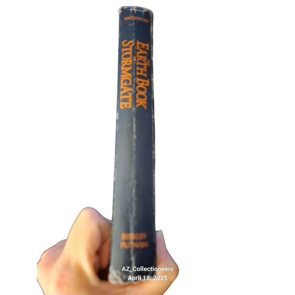 The earth book of stormgate by Poul Anderson - Berkley Putnam books